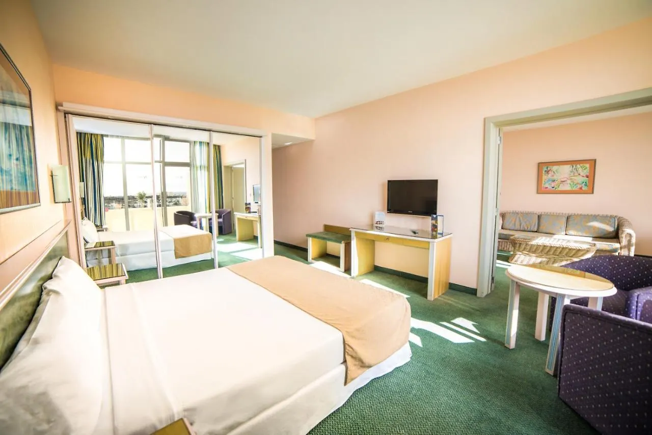 Beatriz Costa & Spa Costa Teguise