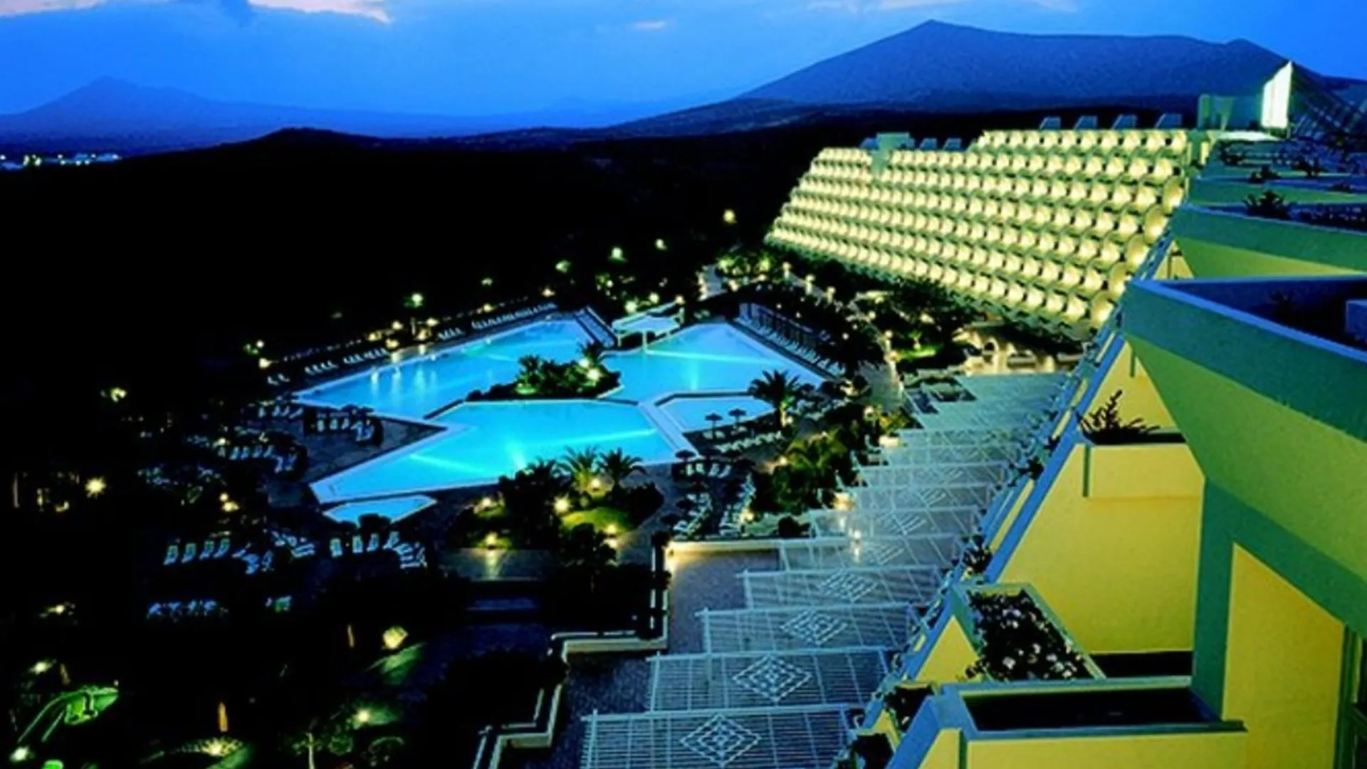 Beatriz Costa & Spa Costa Teguise