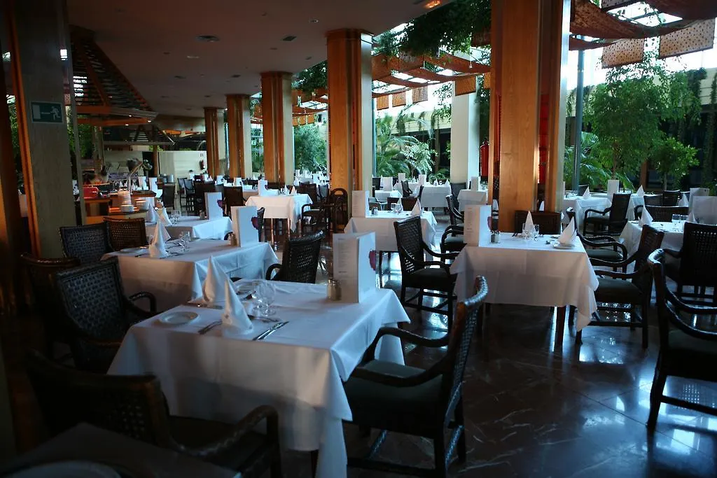 Beatriz Costa & Spa Costa Teguise Hotel